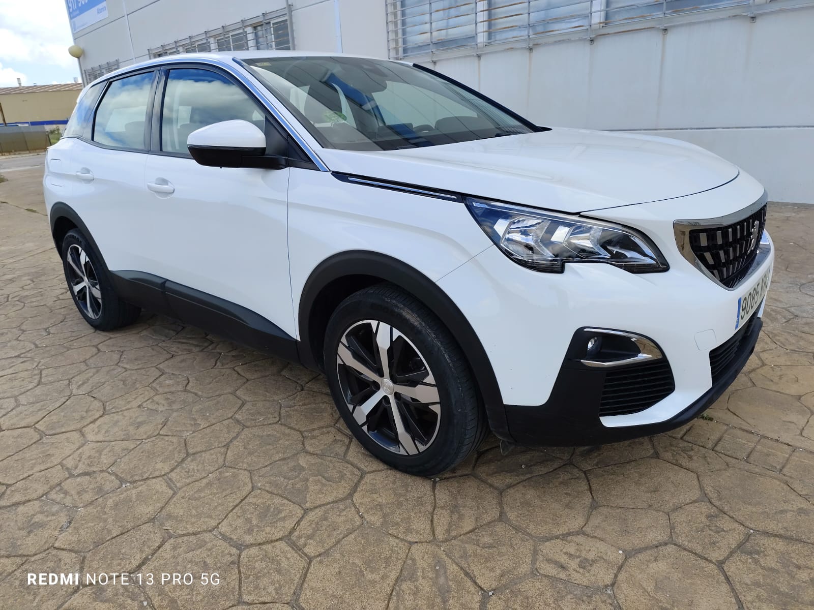 Pegeot 3008 ACTIVE 1.5 BLUEHDI 130CV - imagen 2