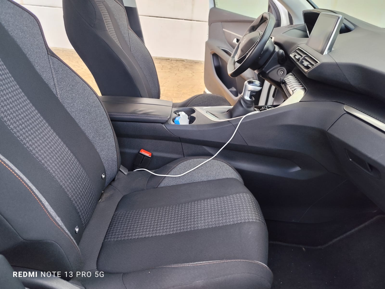 Pegeot 3008 ACTIVE 1.5 BLUEHDI 130CV - imagen 7