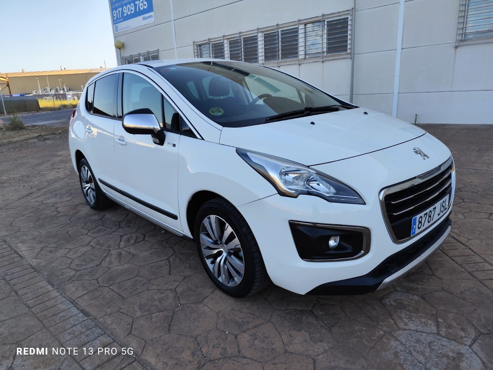 Peugeot 3008  BLUEHDI 110CV - imagen 3