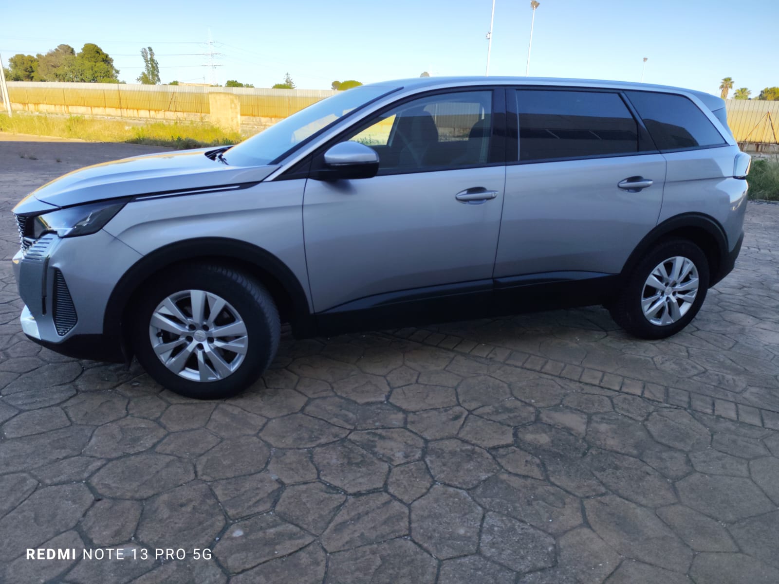 Pegeot 5008 ACTIVE 1.5 BLUEHDI 130CV 7 PLAZAS - imagen 8