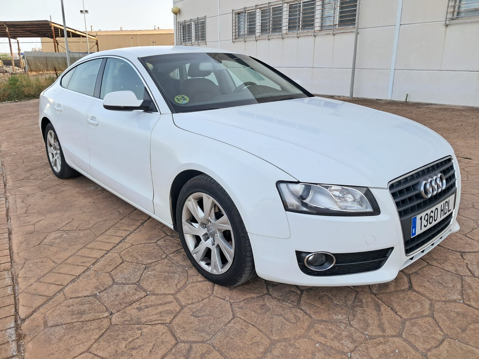 AUDI A5 2.0 143CV - imagen 2