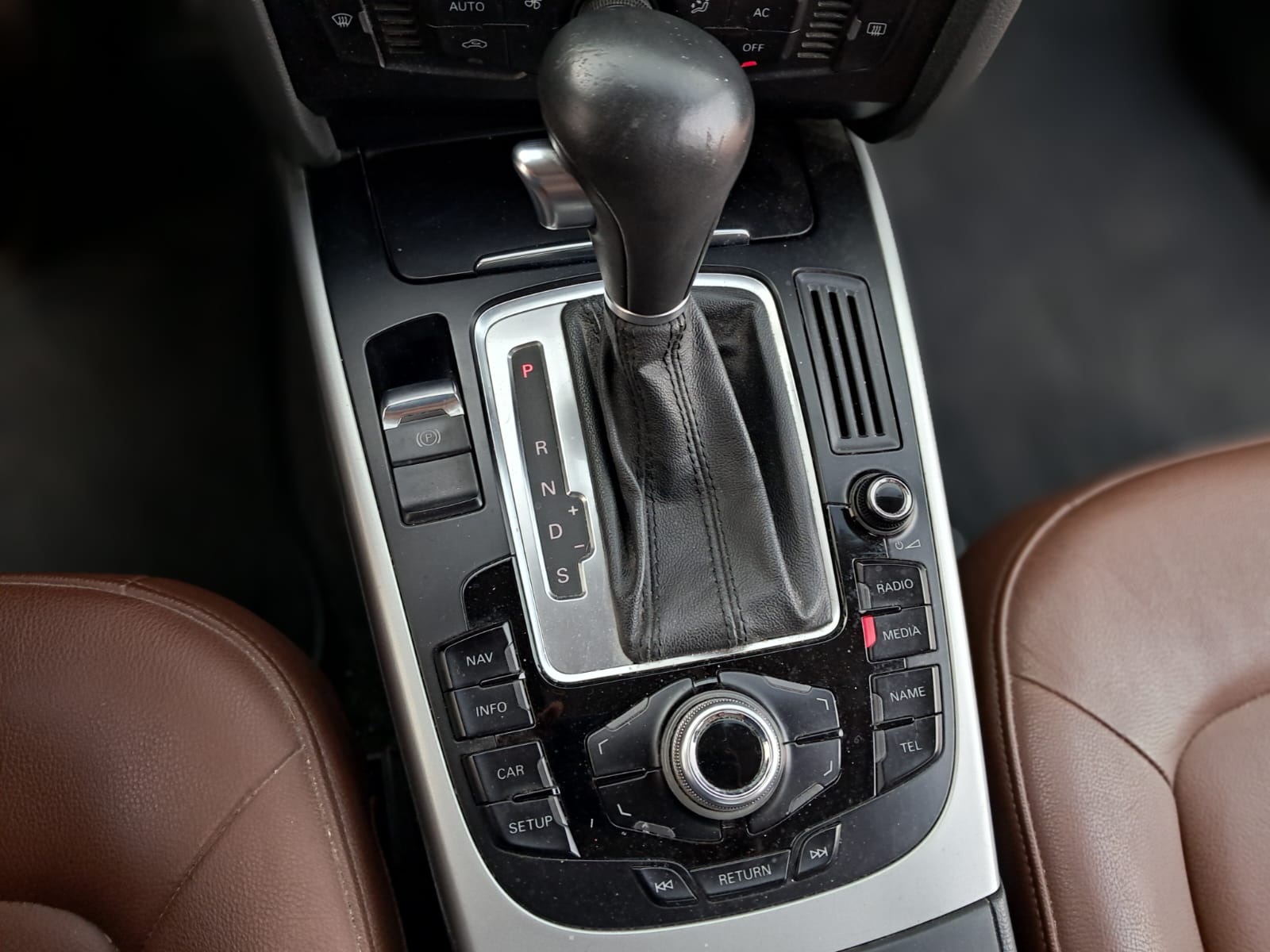 AUDI A5 2.0 143CV - imagen 9