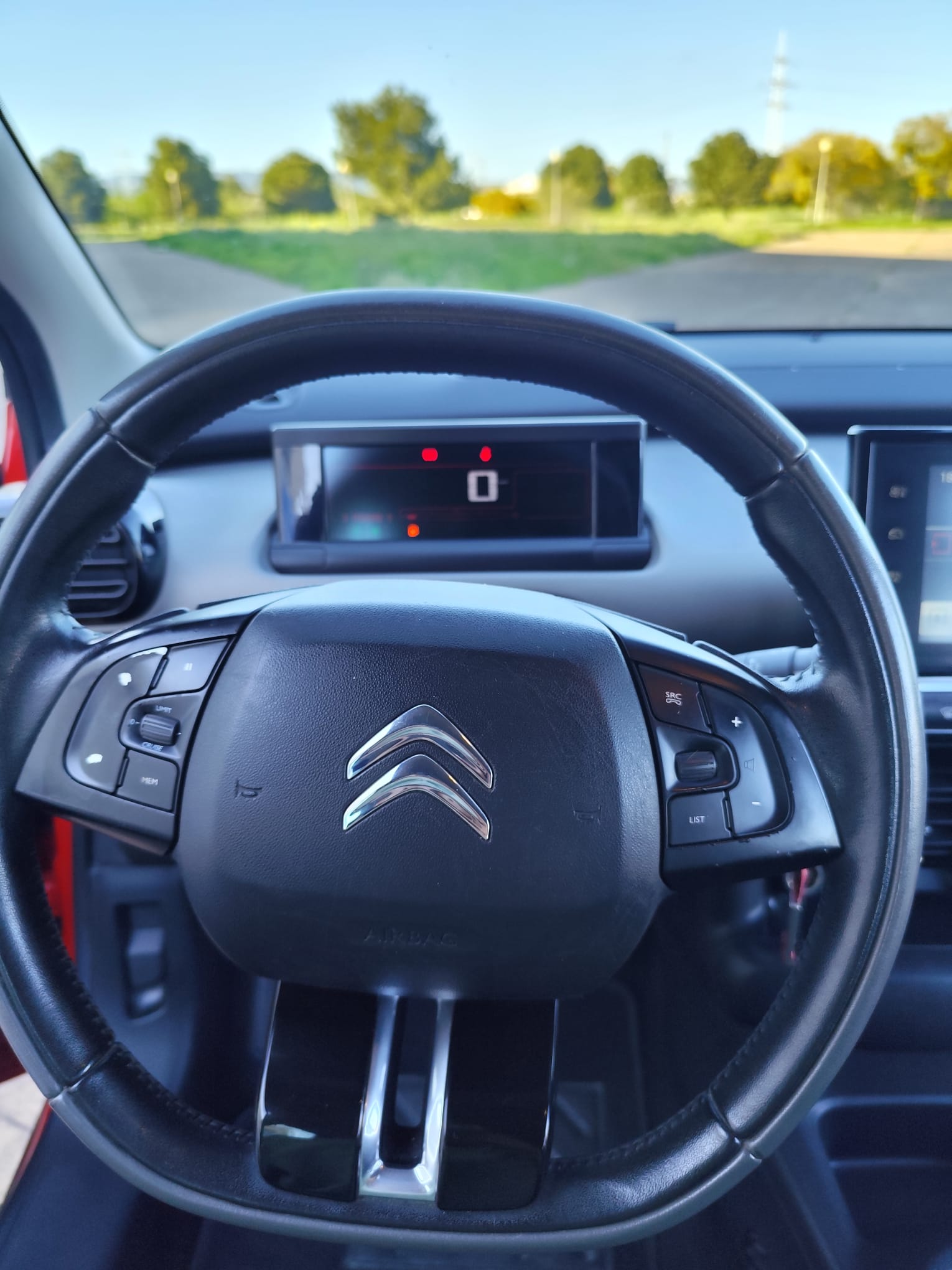 CITROËN C4 CACTUS 1.2 82CV - imagen 4