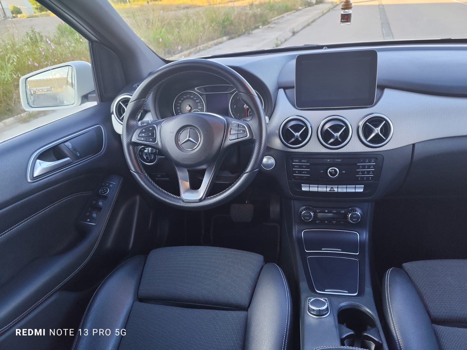 Mercedes Benz CLASE B200D - imagen 4