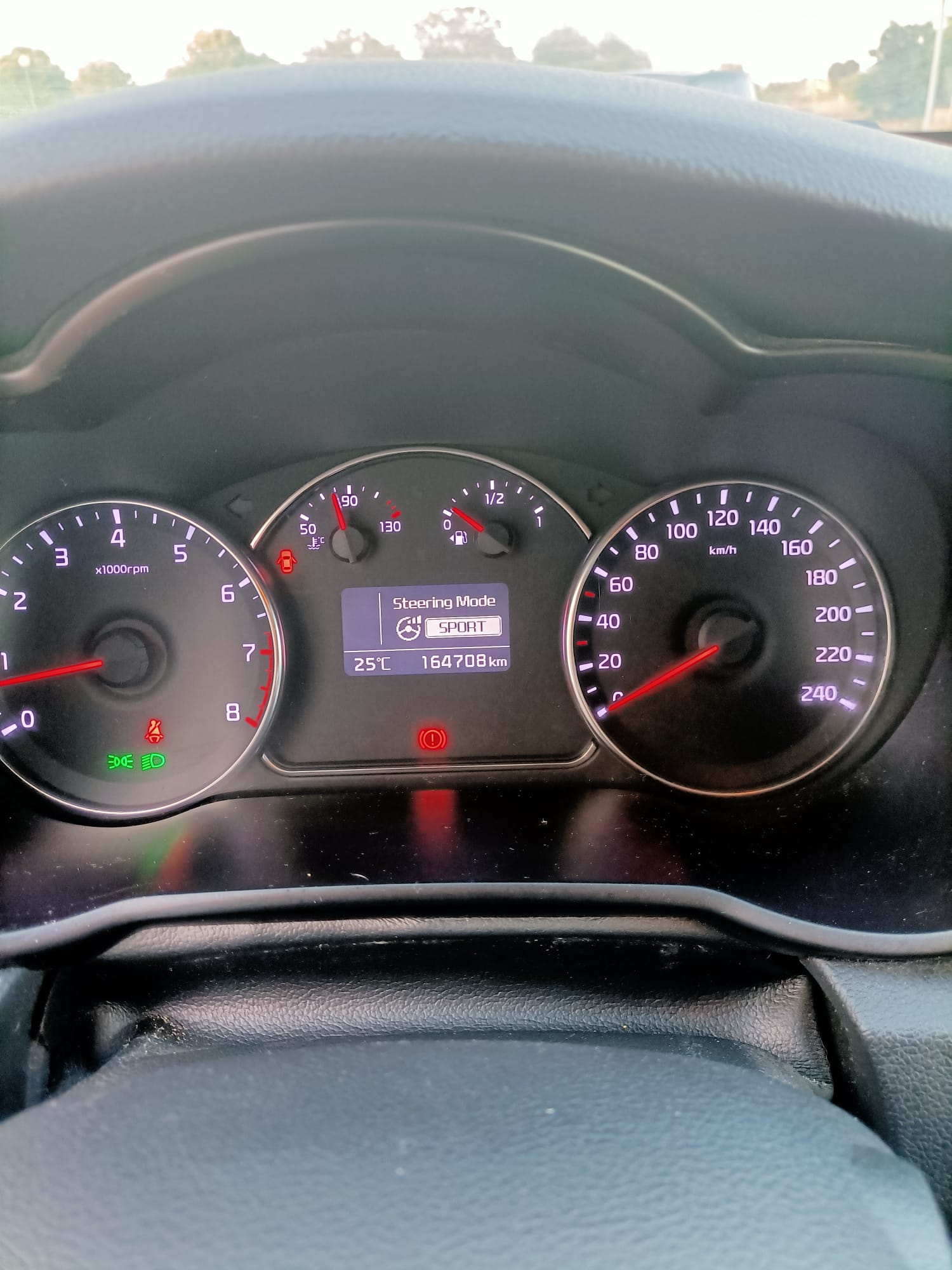 Kia  Carens KIA CARENS. 1.6 GDI 135CV - imagen 10