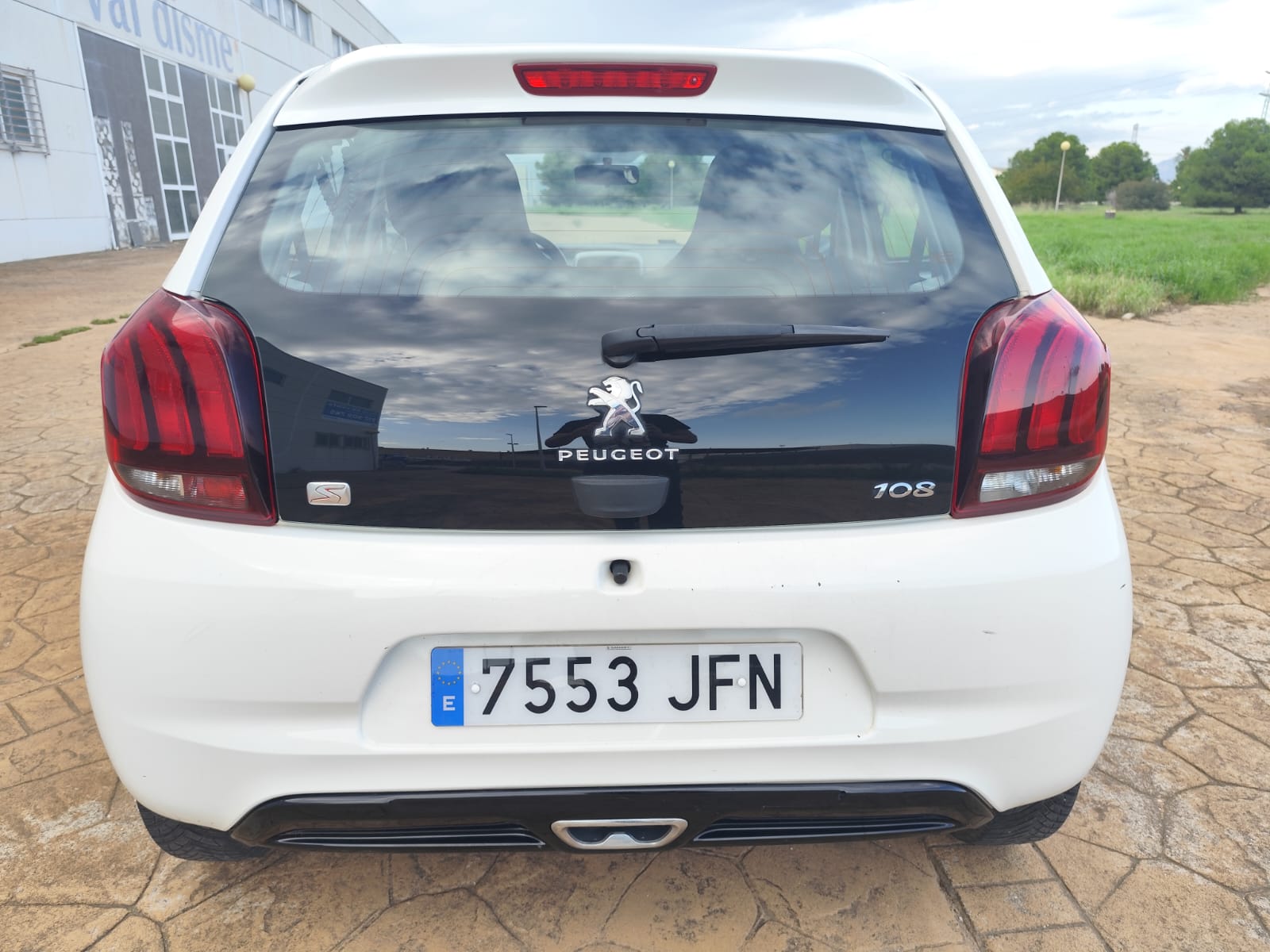 PEUGEOT 108 1.2 80CV - imagen 5