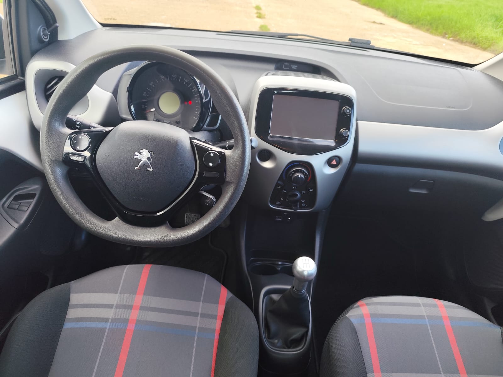 PEUGEOT 108 1.2 80CV - imagen 7