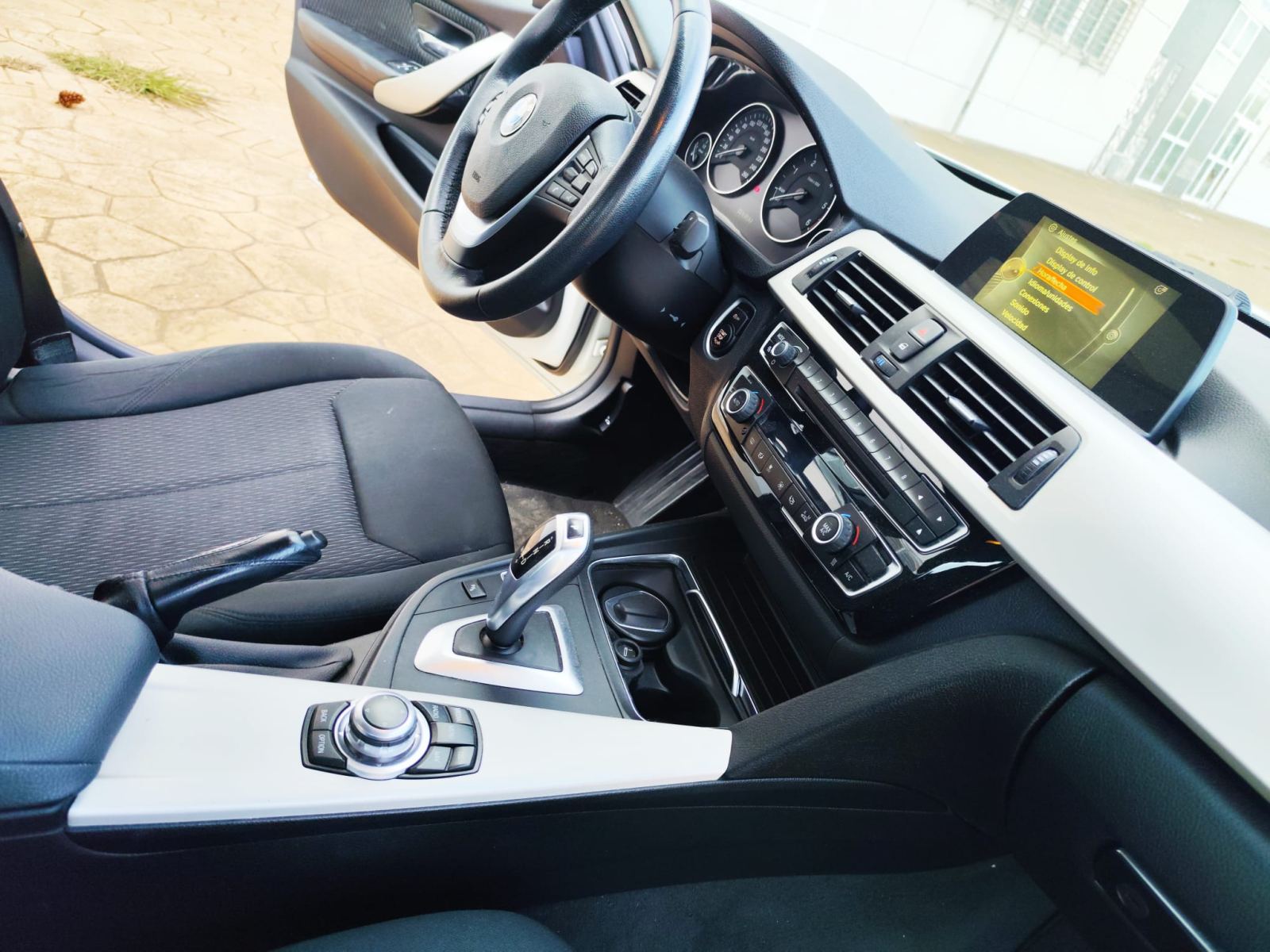 BMW SERIE 3 318D - imagen 4