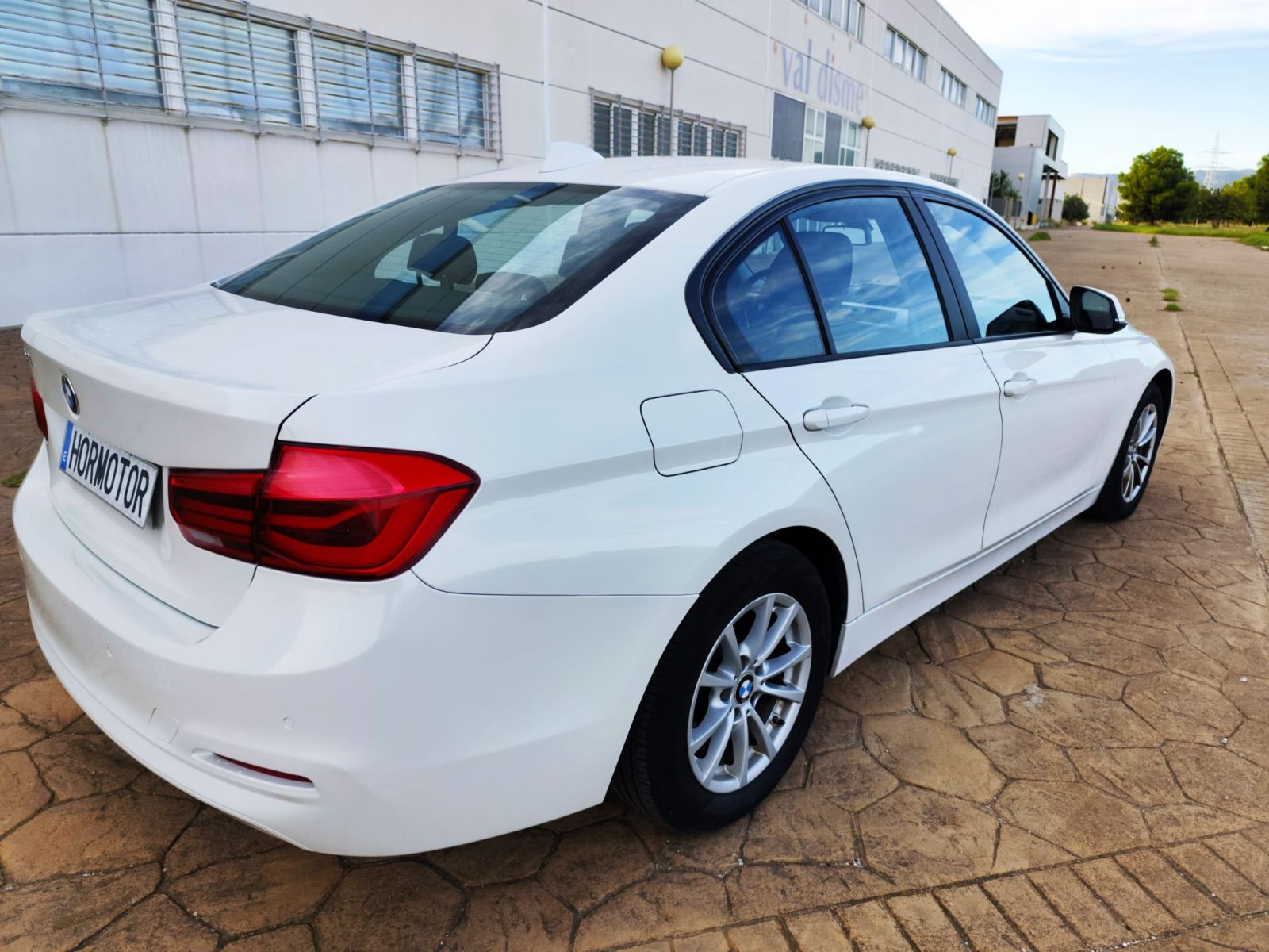 BMW SERIE 3 318D - imagen 5